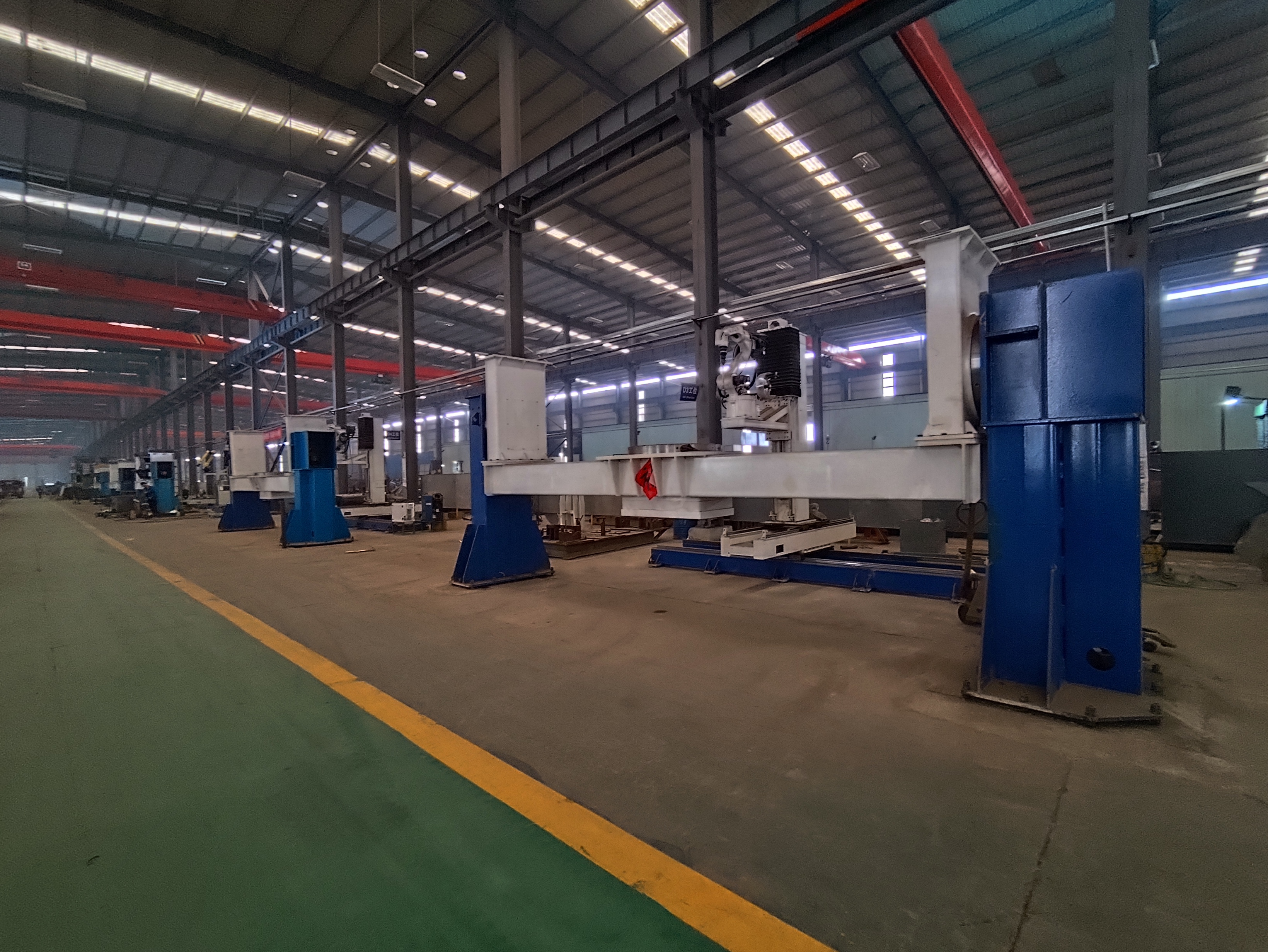 «Νέοι Εργάτες» στη Γραμμή Παραγωγής